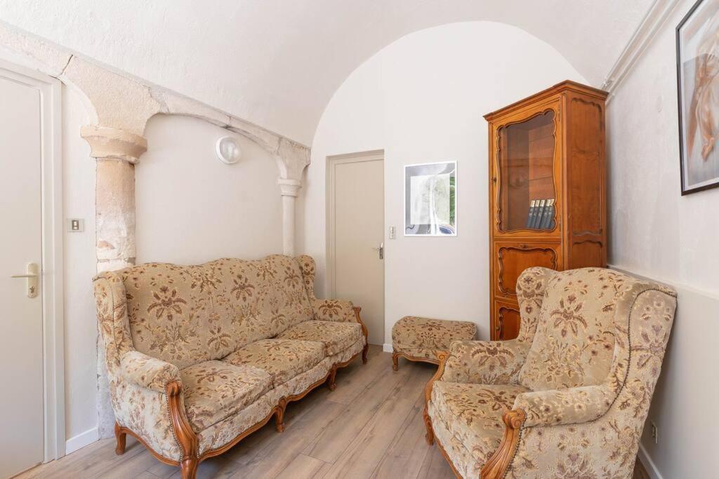 Cabana & Le Gite Du Chateau - Proche Macon Nord Lugny Ngoại thất bức ảnh