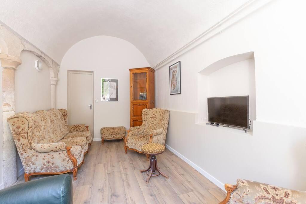 Cabana & Le Gite Du Chateau - Proche Macon Nord Lugny Ngoại thất bức ảnh